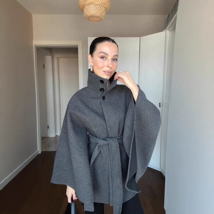 Damen Kurze Boxy-Wollmix-Jacke mit Stehkragen und aufgesetzten Pattentaschen Drune