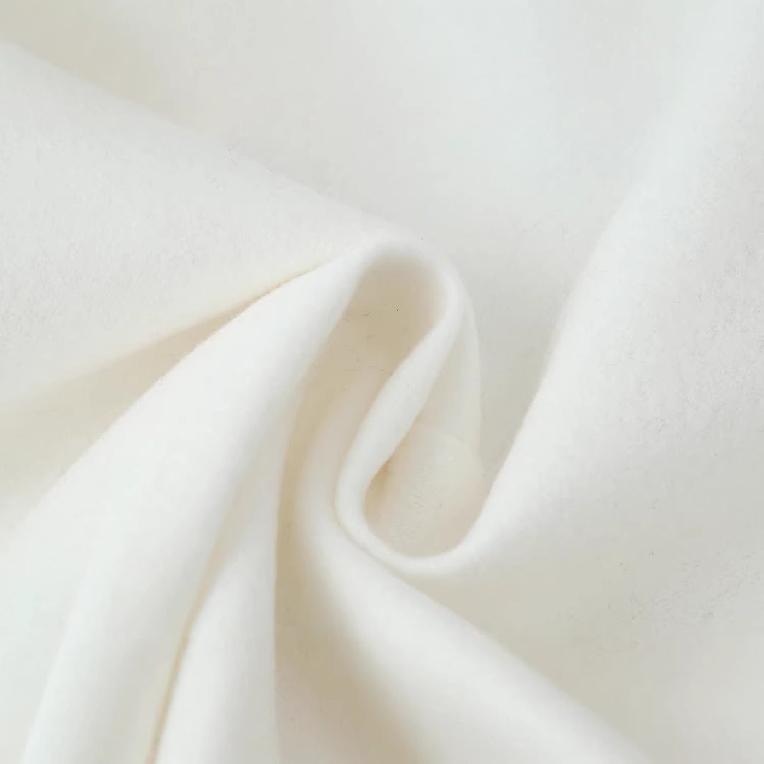 Damen Kurzblazer mit Stehkragen, Zierknoten und Schulterklappen Drune