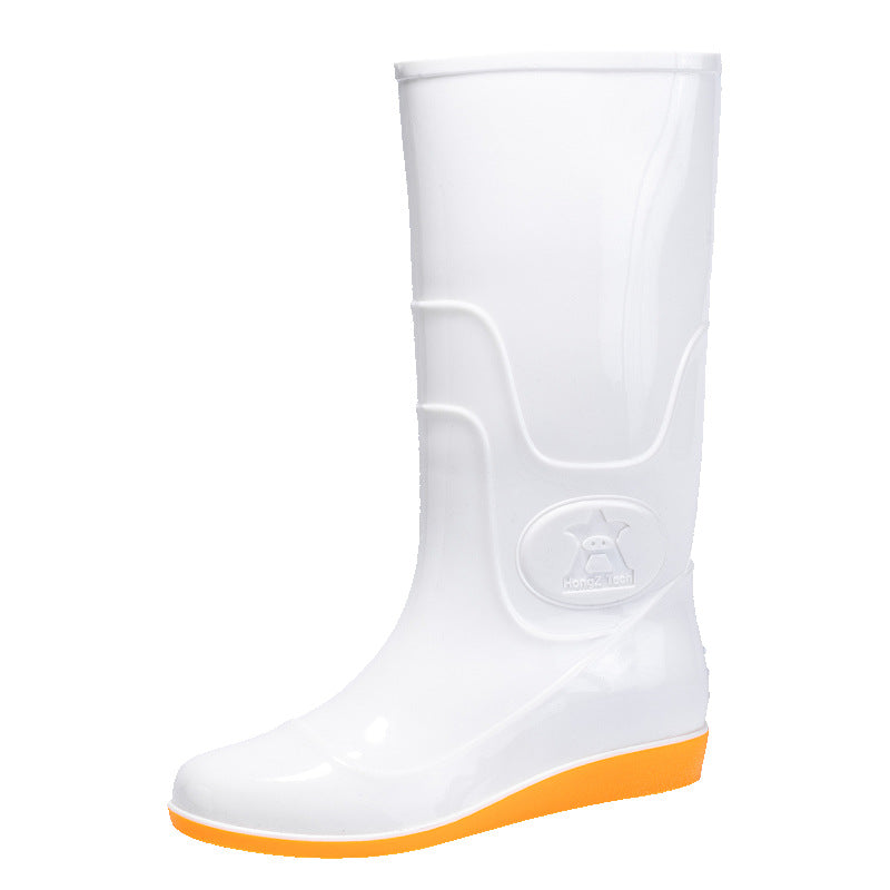 Damen Glänzende mittelhohe Regenstiefel aus PVC mit leichtem Keilabsatz Drune
