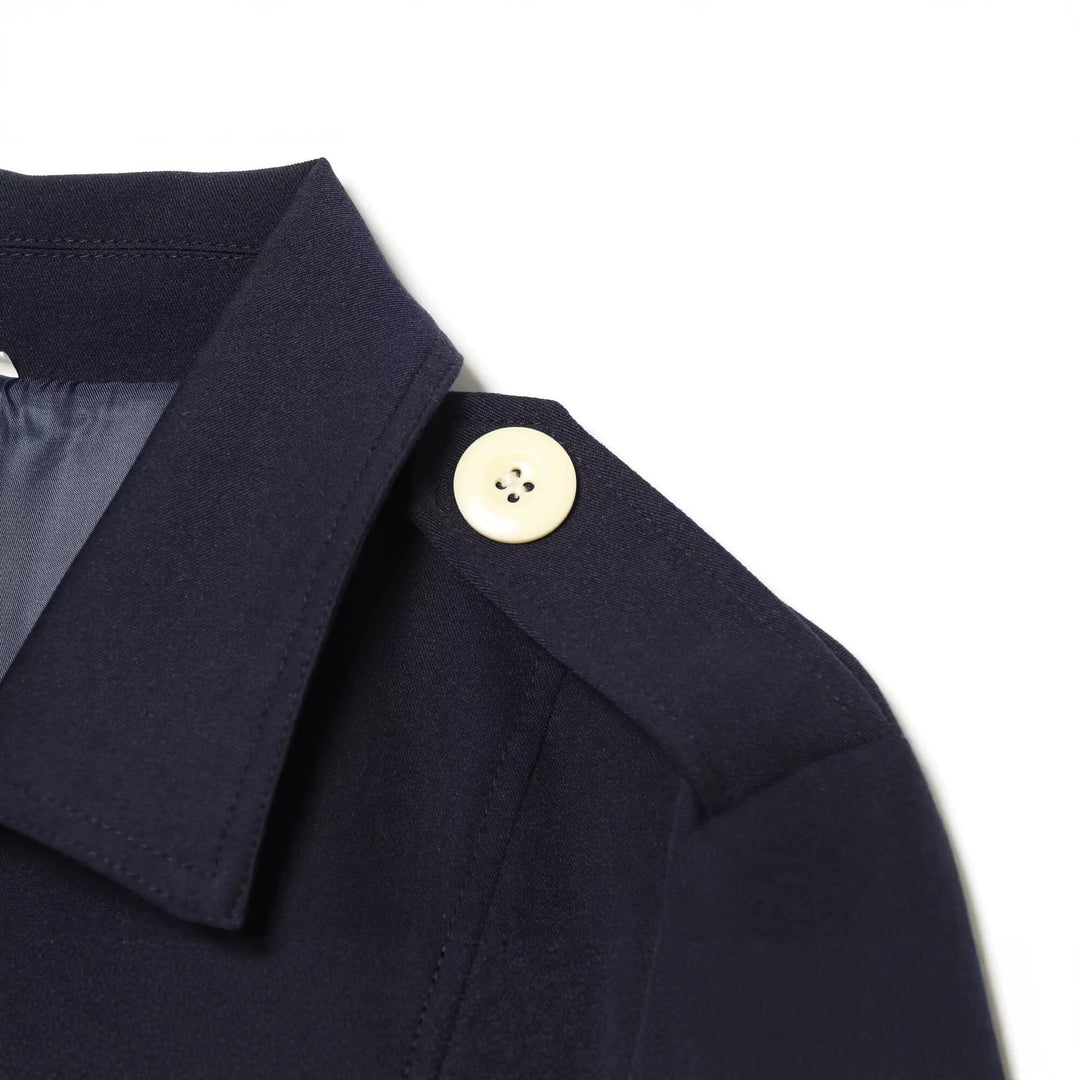 Damen kurze Feldjacke mit Knopfverschluss, aufgesetzten Taschen und Schulterklappen Drune