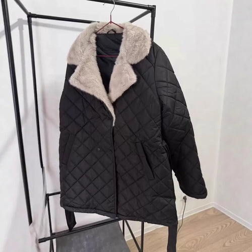 Damen gesteppte Winterjacke mit weichem Kragen und praktischen Taschen Drune