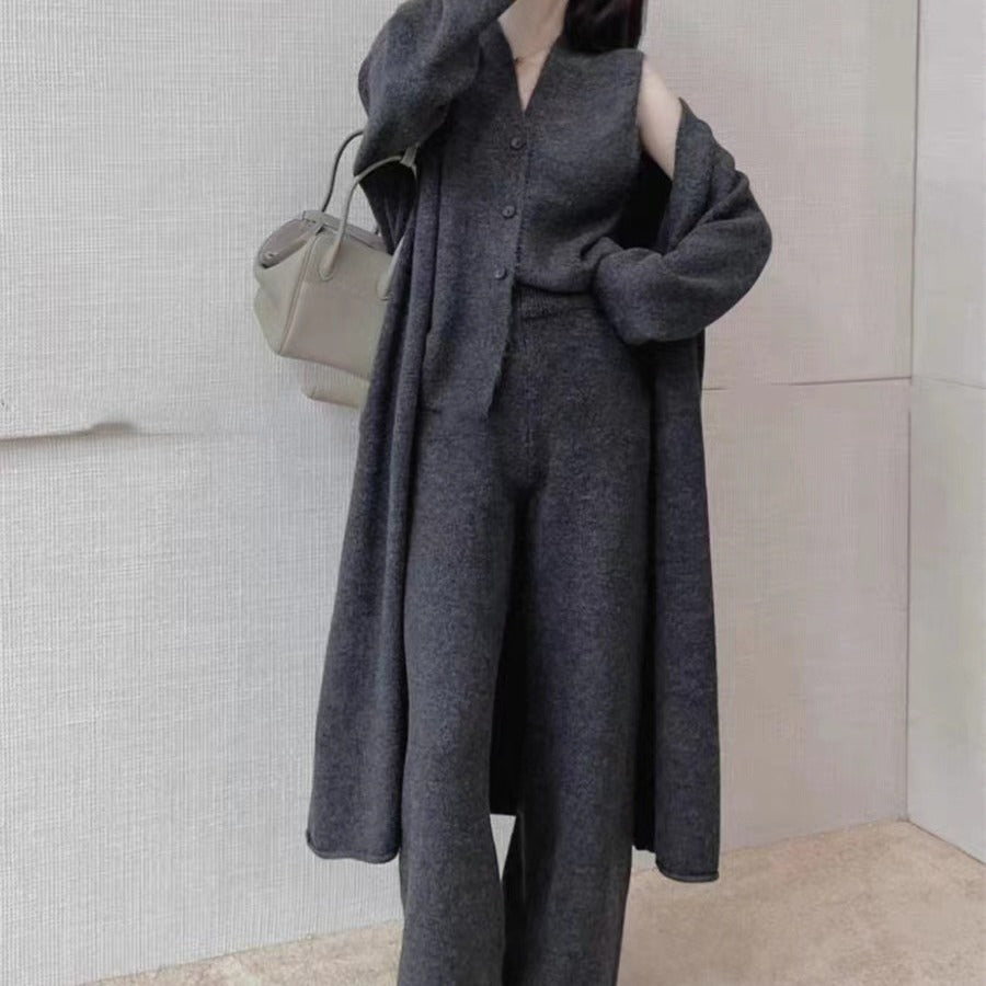 Damen elegantes Strickensemble aus weichem Material mit Knopfdetails Drune