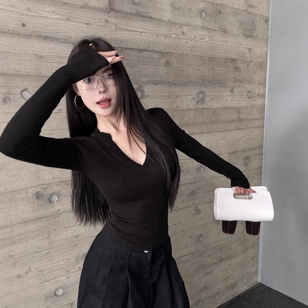 Damen Langarmshirt mit V-Ausschnitt und figurbetonter Passform Drune