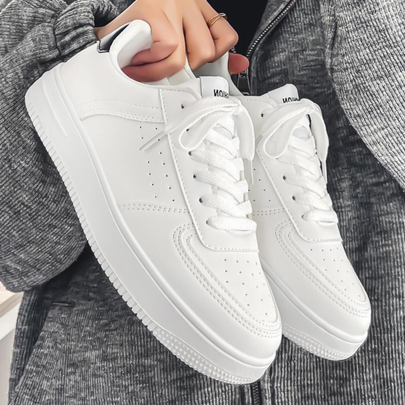 Damen Minimalistische Low-Top Plateau-Sneaker aus veganem Glattleder mit perforierten Details und gepolstertem Komfortfußbett Drune