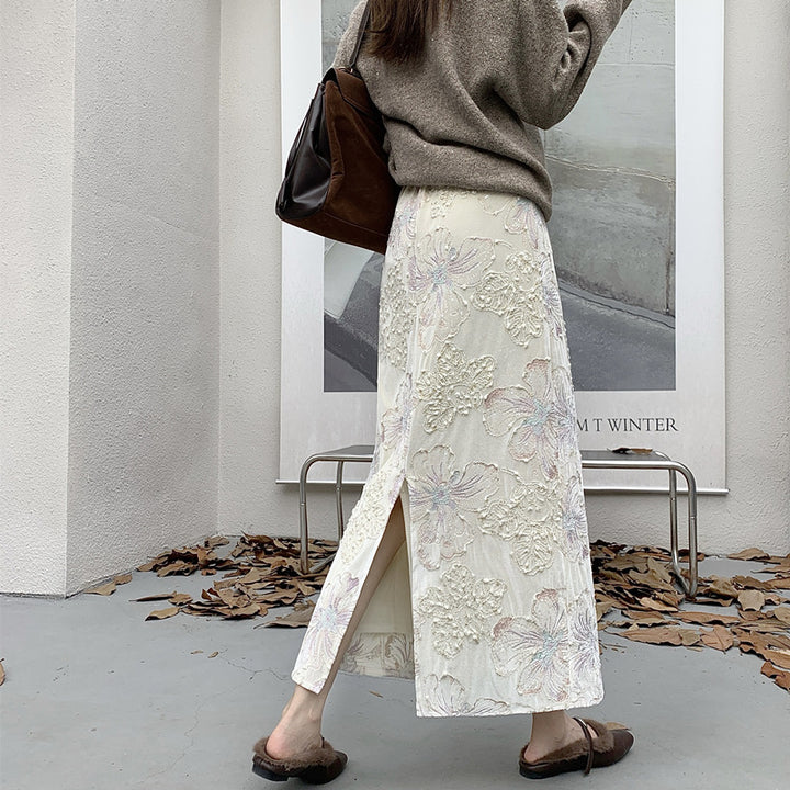 Damen nan Maxirock aus samtartiger Jacquardware mit floralem Relief, hoher Taille und seitlichem Beinschlitz Drune