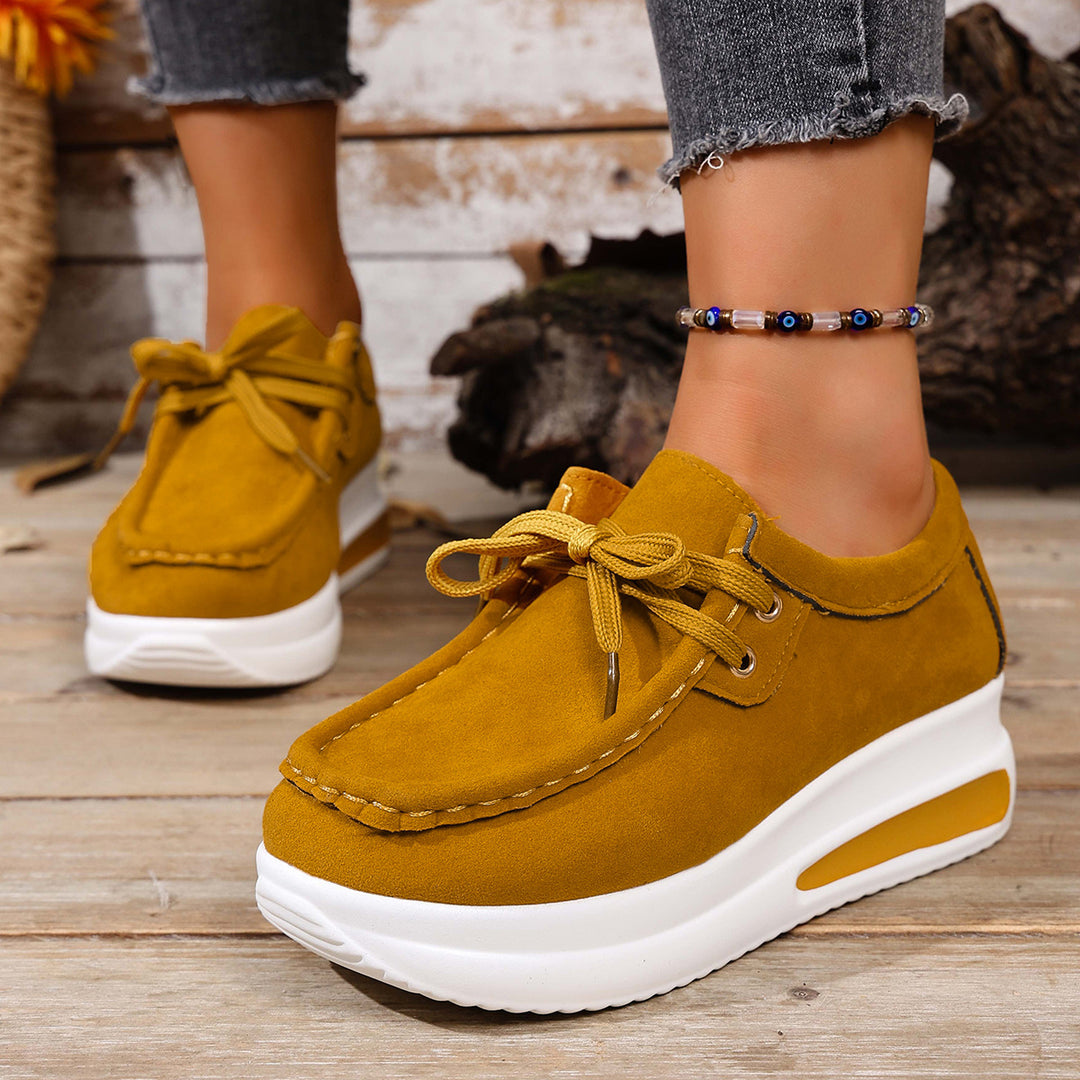 Damen Bequeme Keil‑Plateau‑Sneaker mit Wildlederoptik und gepolstertem Komfortfußbett Drune