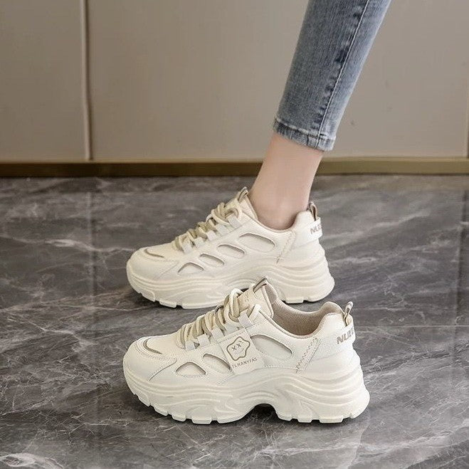 Damen Sportliche Chunky Sneakers mit atmungsaktiver Sohle und eleganten Designelementen Drune