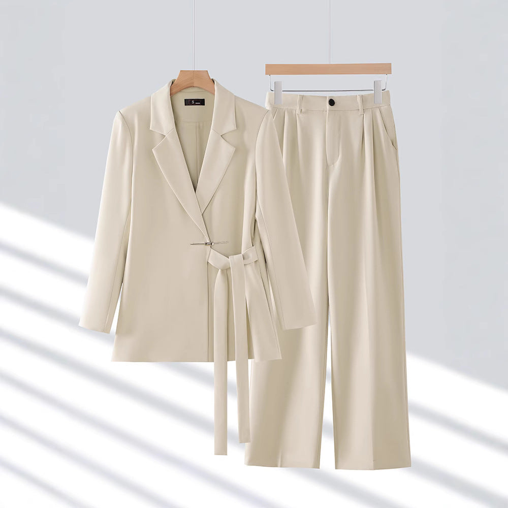 Drune | Jumpsuit Maßgeschneiderter Blazer Taillierter Gürtel Weite Beine Luxuriöser Stoff
