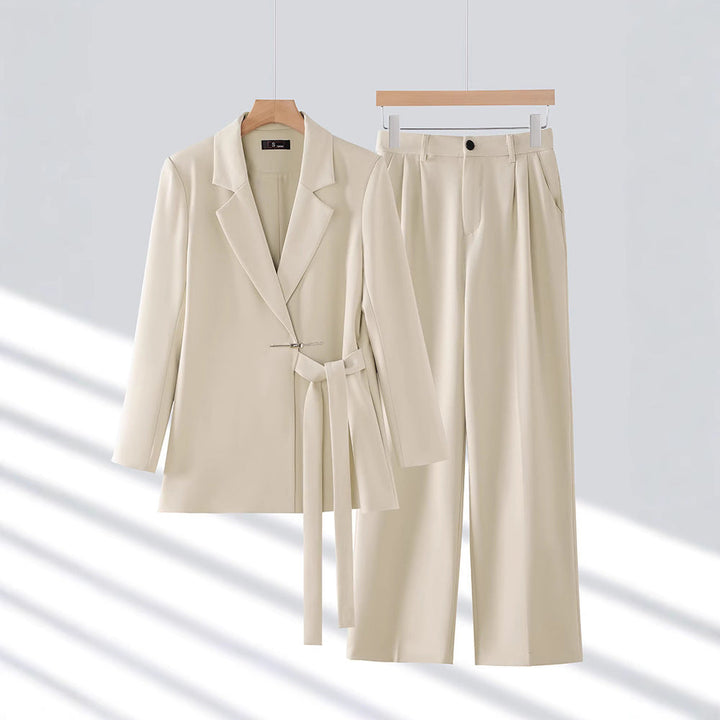 Drune | Jumpsuit Maßgeschneiderter Blazer Taillierter Gürtel Weite Beine Luxuriöser Stoff