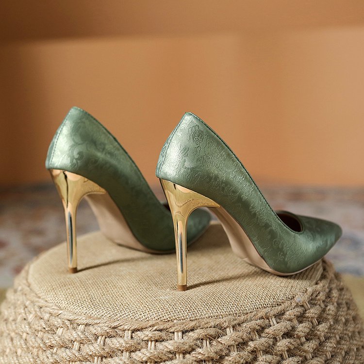 Damen elegante Pumps mit glänzendem Goldabsatz Drune