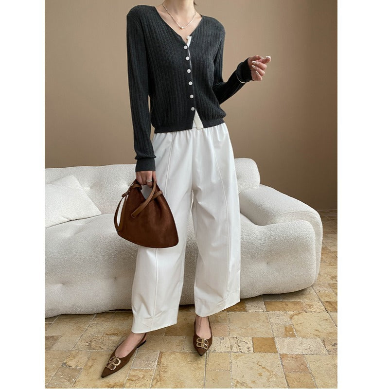 Damen lässige Strickjacke mit V-Ausschnitt und Knopfdetail Drune