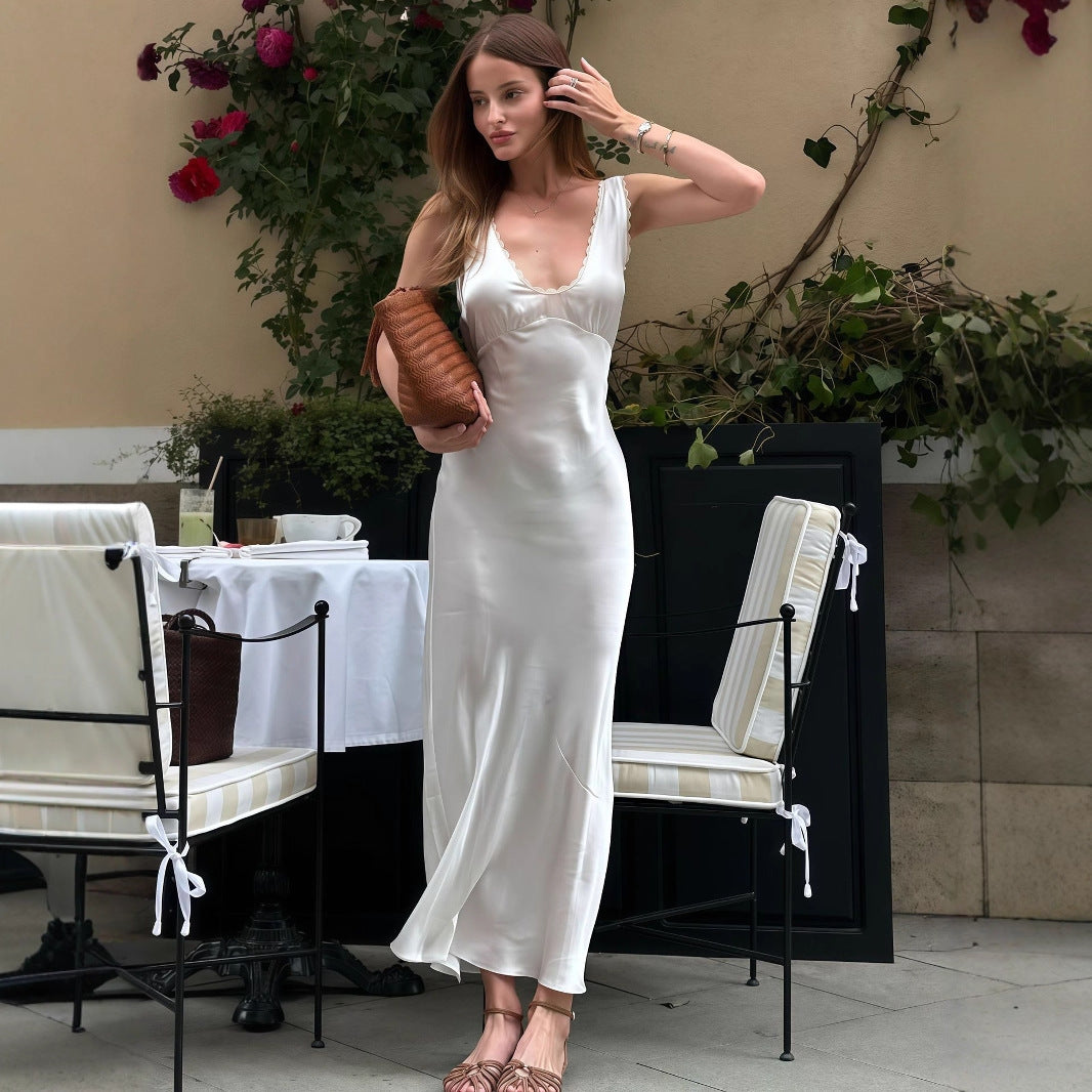 Damen elegantes Satin-Nachtkleid mit tiefem V-Ausschnitt und breiten Trägern Drune