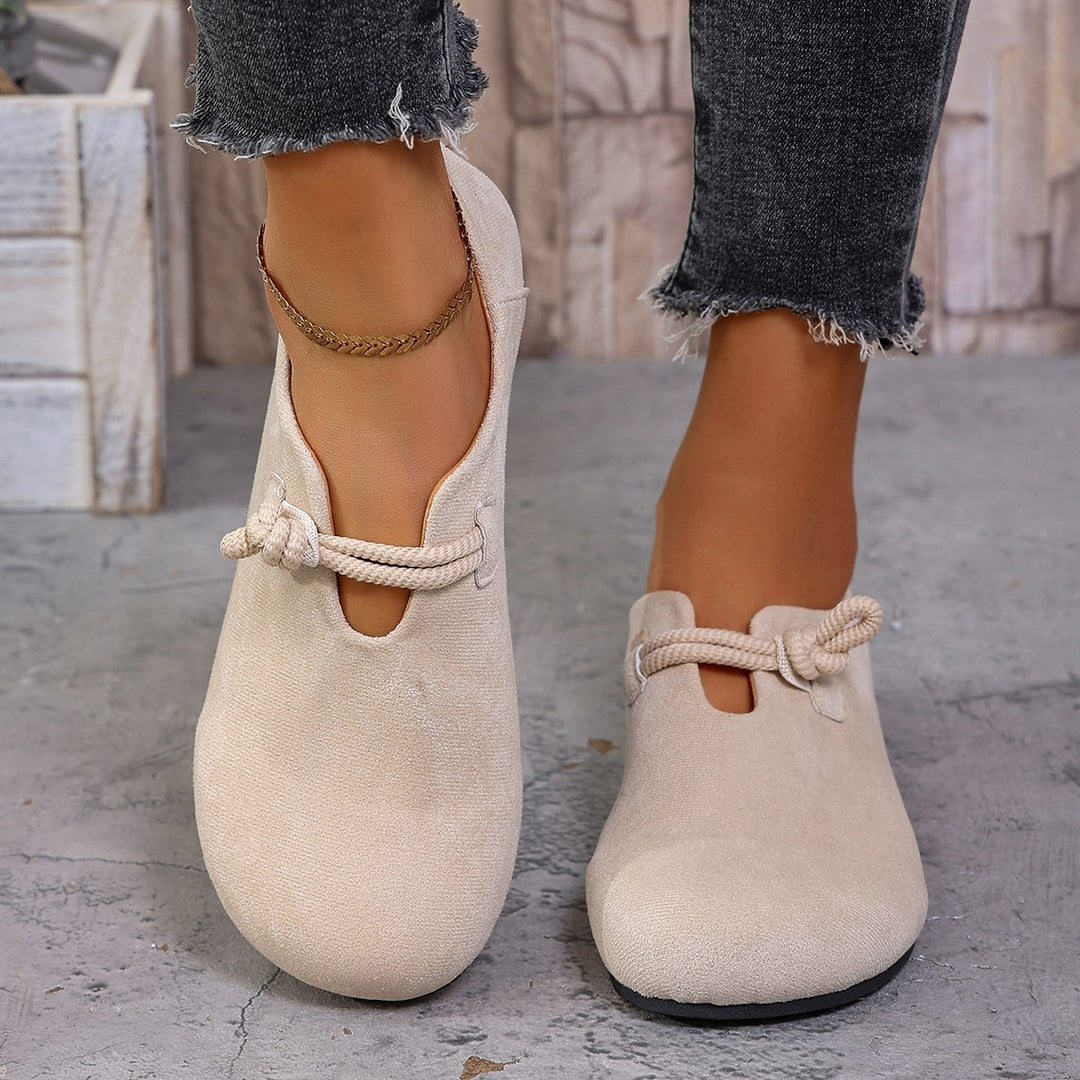 Damen  komfortable Slipper aus Veloursoptik mit dekorativem Knotenriegel und weich gepolstertem Fußbett Drune