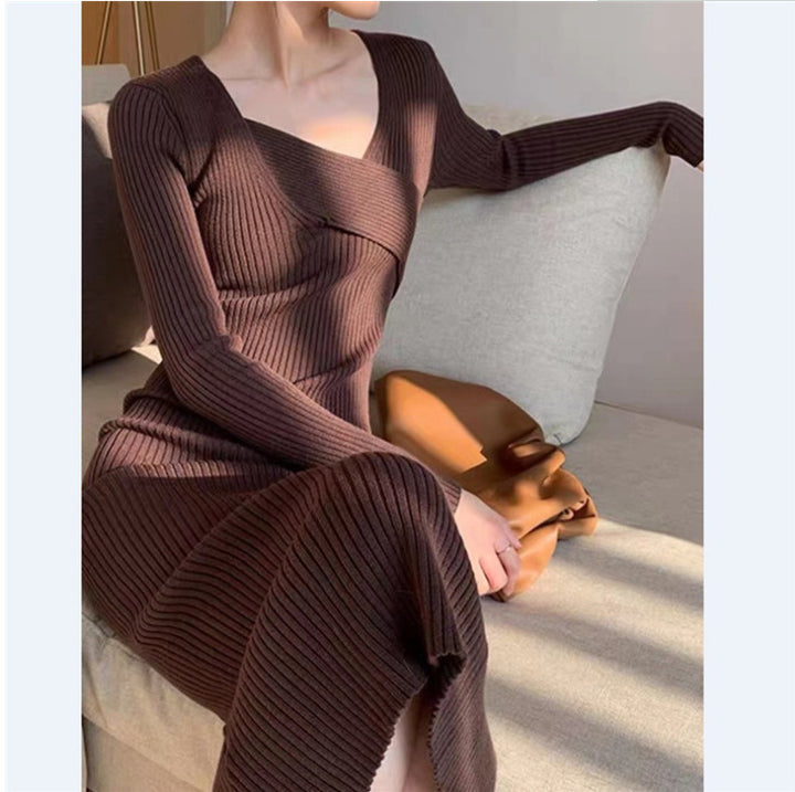 Damen Strickkleid mit elegantem Off-Shoulder Design und feiner Rippstruktur Drune