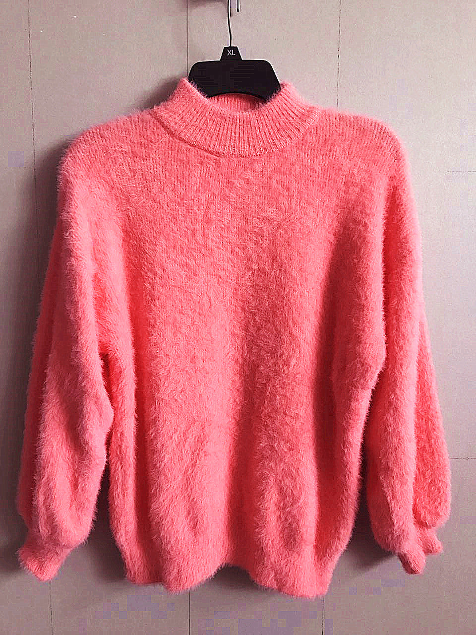 Damen Flauschiger Mohair-Mix Pullover mit Stehkragen und Oversize-Silhouette Drune