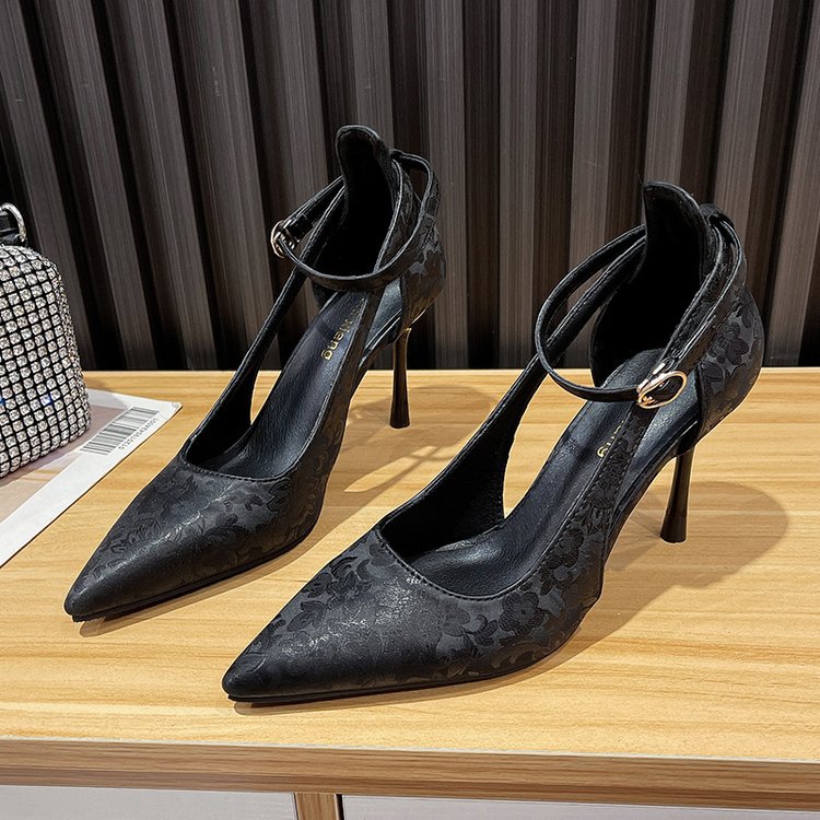 Damen Spitzen High Heels mit eleganter Fesselriemenverzierung Drune