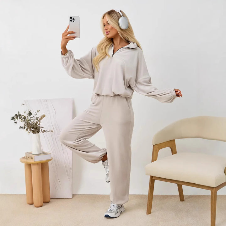 Damen samtiges zweiteiliges Lounge-Set mit Kapuzen-Halbzip und elastischer Bundhose Drune