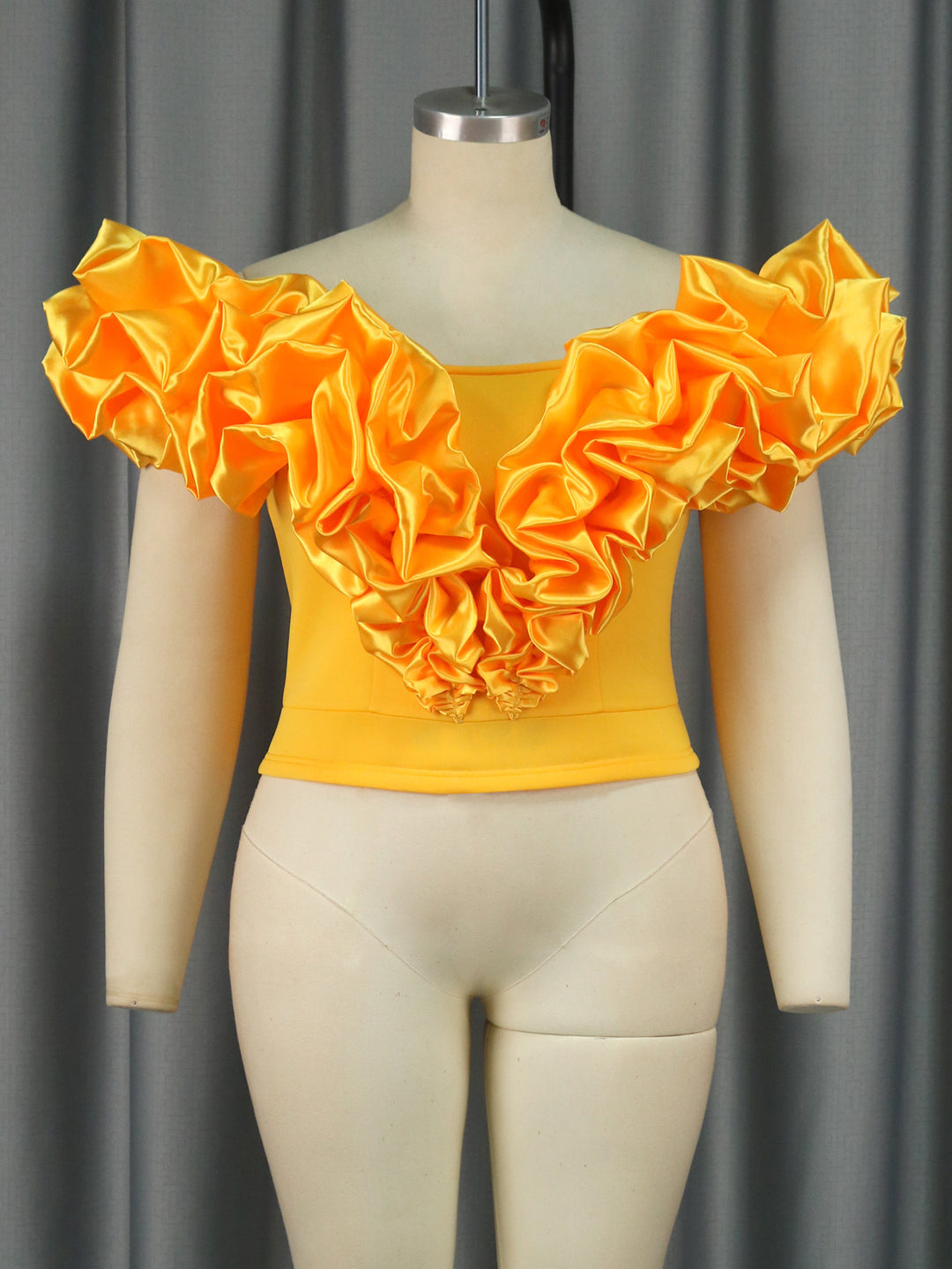 Damen Chice Bluse mit voluminösen Rüschendetails Drune