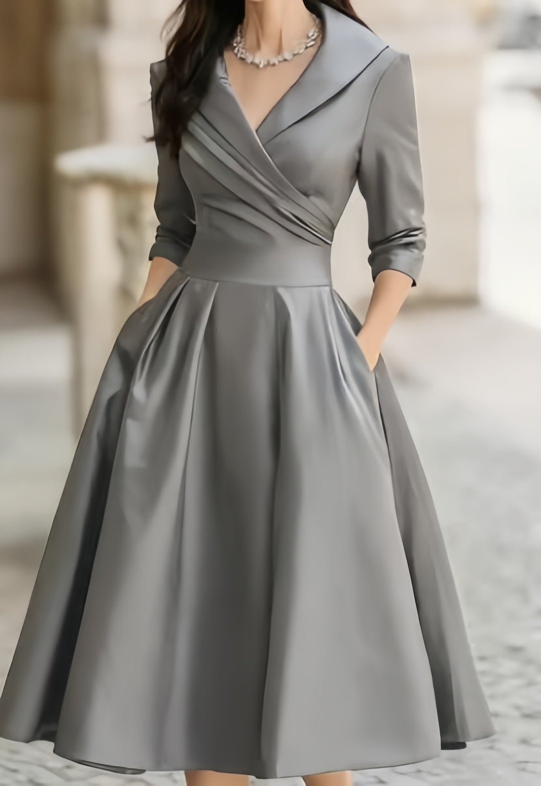 Damen Elegantes Satin-Midikleid mit Wickeloberteil, mittellangen Ärmeln und Eingrifftaschen Drune