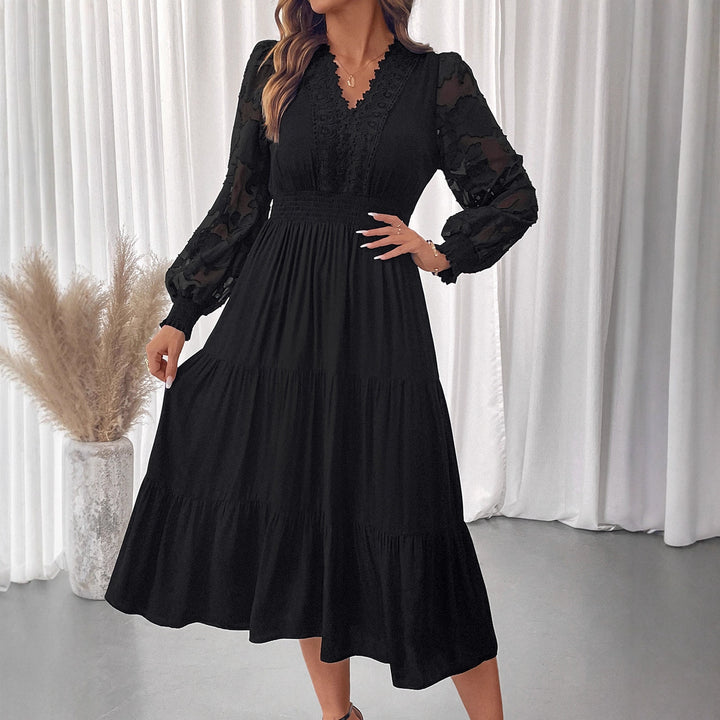 Damen Elegantes Maxikleid mit Spitzendetails Drune