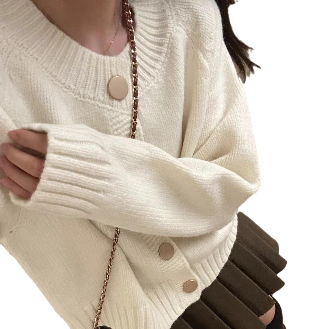 Damen Strickjacke mit Rundhalsausschnitt und dekorativen Knöpfen Drune