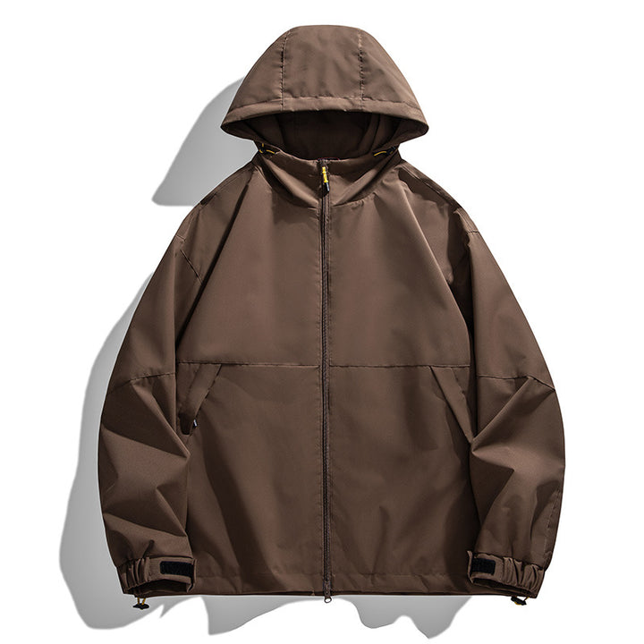 Herren Leichte Urban-Softshell Kapuzenjacke mit minimalistischer Nahtführung und verdecktem Reißverschluss Drune