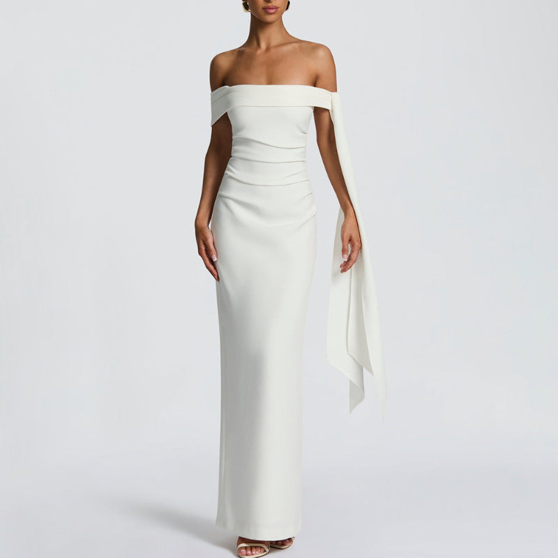 Damen Elegantes Abendkleid mit Off-Shoulder-Design und Fließendem Cape Drune
