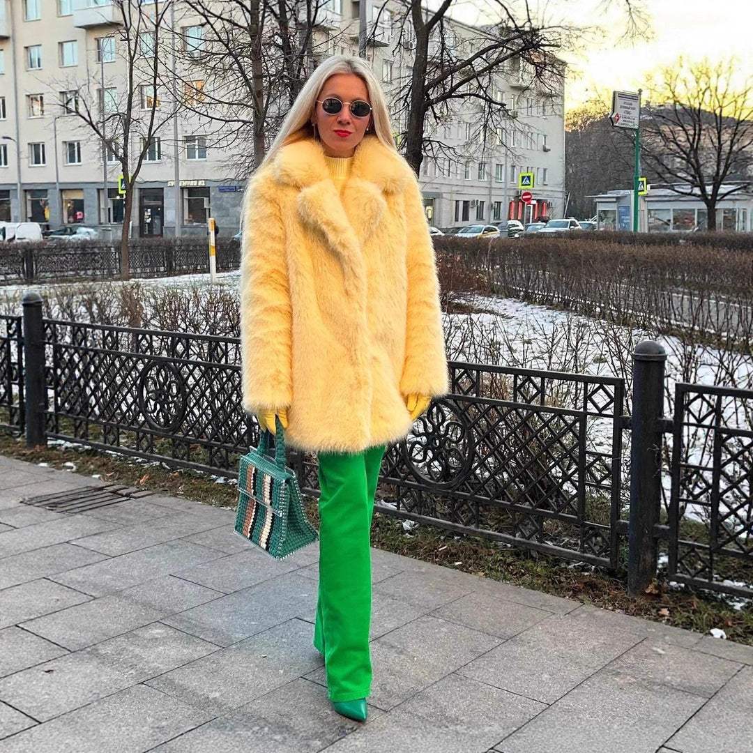 Damen Kurzer luxuriöser Kunstpelzmantel mit voluminösem Schalkragen und Boxy‑Silhouette Drune