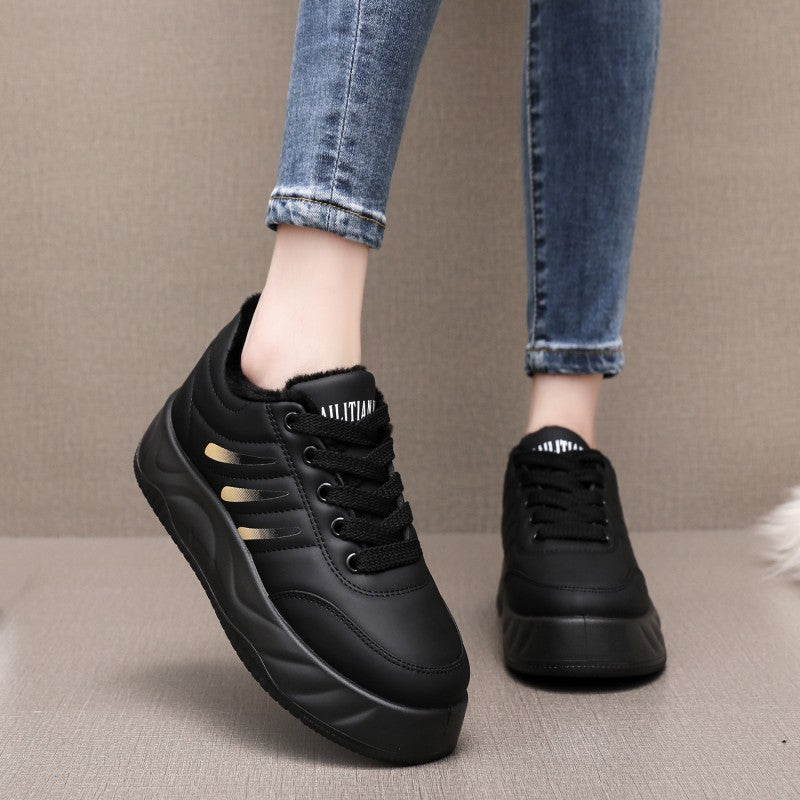Damen sportliche Sneaker mit rutschfestem Profil und wärmendem Innenfutter Drune