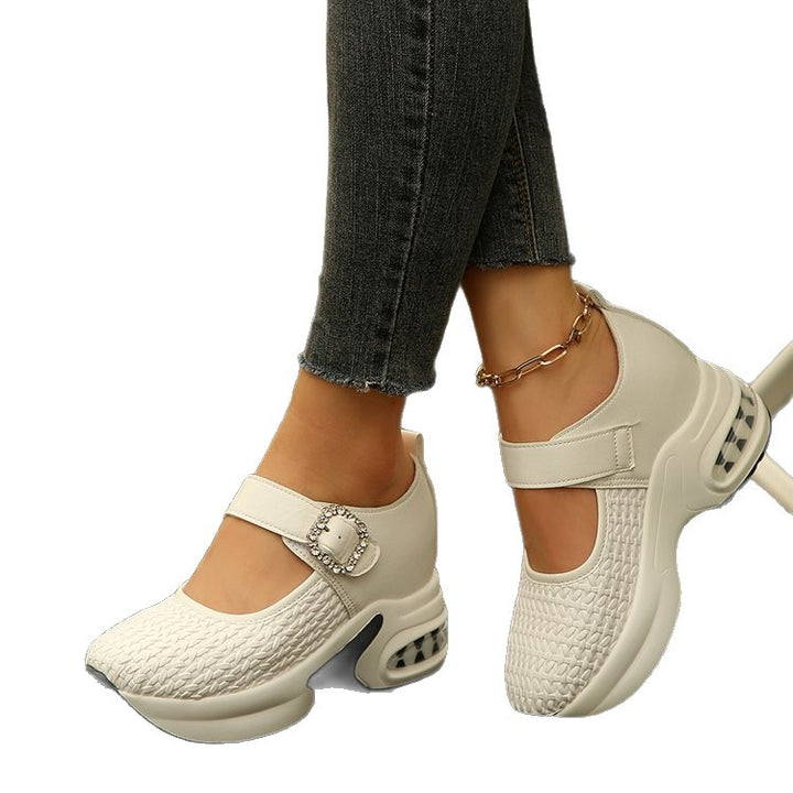 Damen Plateausneaker-Mules mit gestricktem Obermaterial, Schmuckriemen und skulpturierter Luftsohle Drune