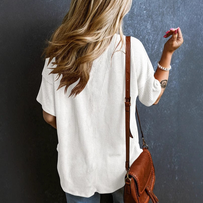 Damen lässiges Kurzarmshirt mit V-Ausschnitt und Brusttasche Drune