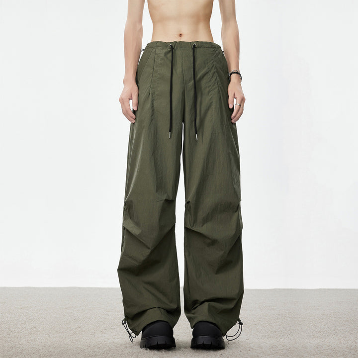 Herren Weite Utility-Cargohose mit Tunnelzugbund Knie‑Paneelen und verstellbarem Saum Drune