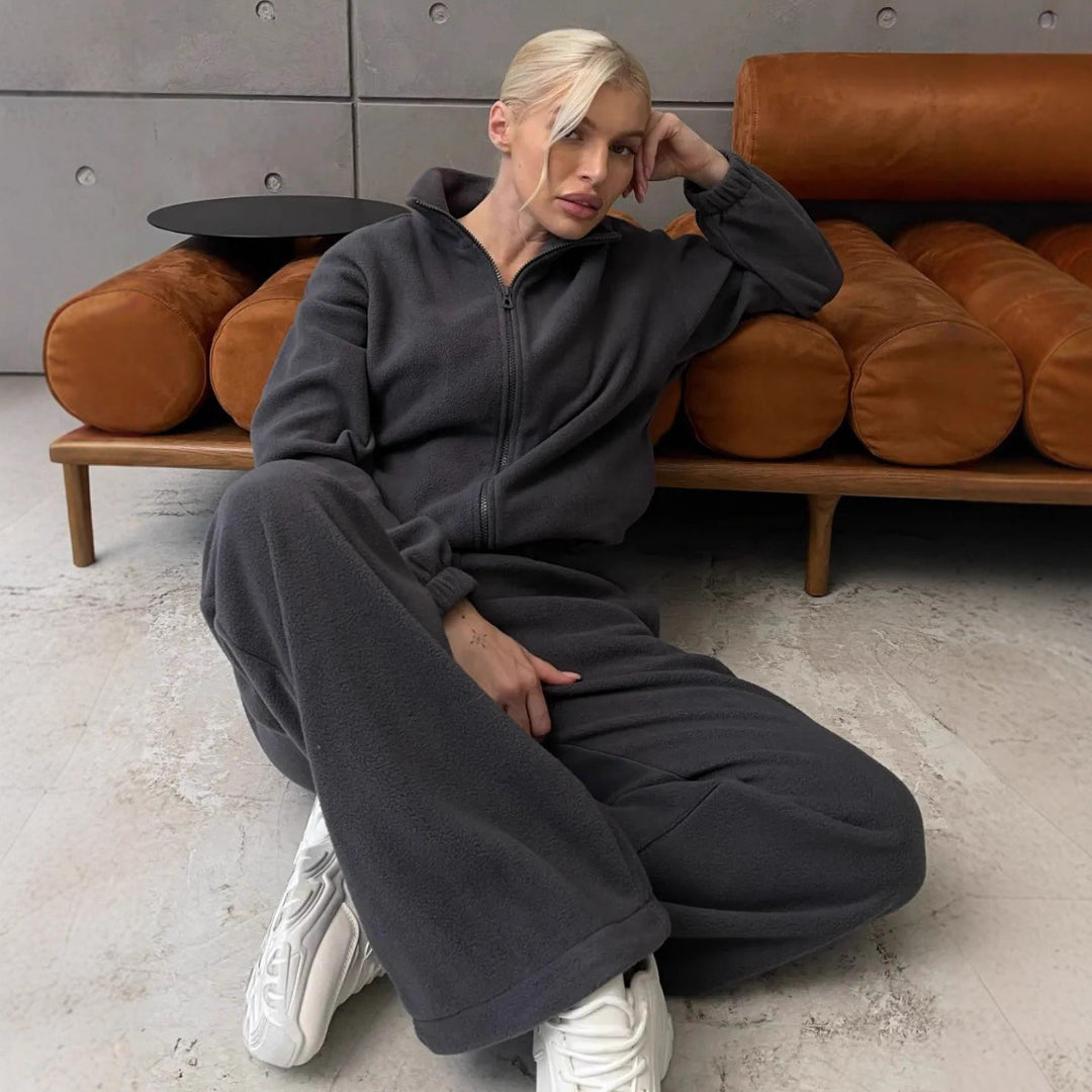 Damen ultrasoftes Microfleece-Set mit kurzer Stehkragen-Zipjacke und weitem High‑Waist Loungehose Drune