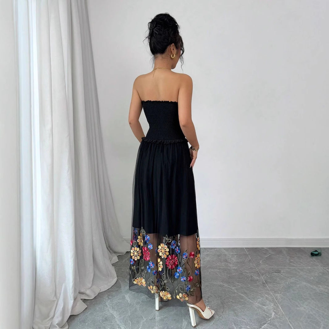 Damen nan schulterfreies Midikleid mit Smok-Oberteil und besticktem Tüllrock Drune