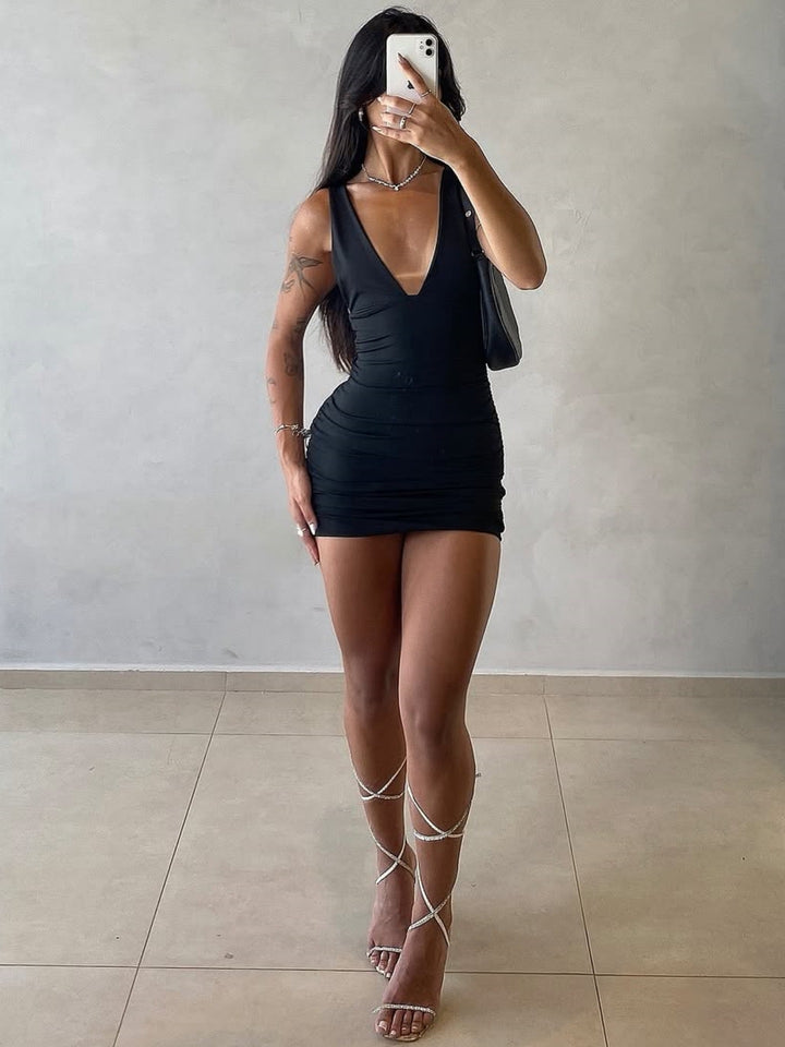 Damen figurbetontes Minikleid mit tiefem V-Ausschnitt und Raffung Drune