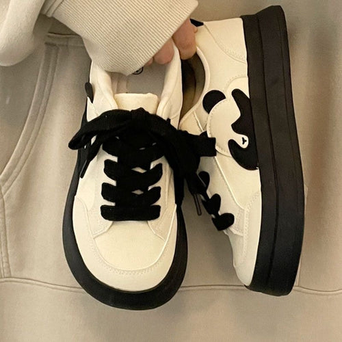 Damen Plateau-Sneaker mit auffälliger Tierapplikation und gepolstertem Komfortkragen Drune