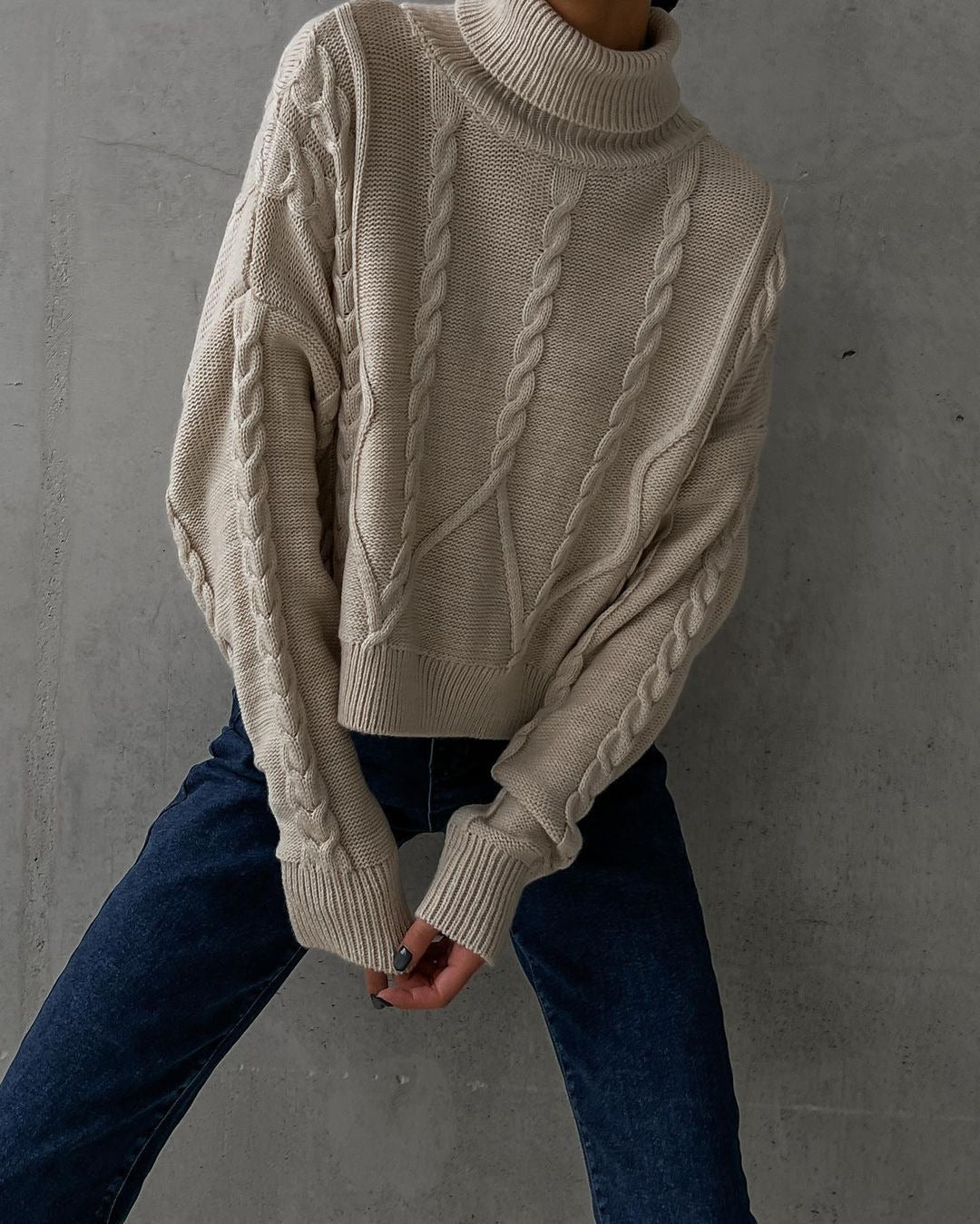 Damen Grobstrick-Rollkragenpullover mit Zopfstrick-Details Drune
