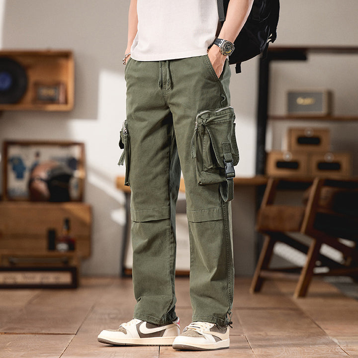 Herren Multifunktionale Cargo‑Hose im Utility‑Style mit großen Klapp‑ und Reißverschlusstaschen, Kordelabschluss und robustem Twill Drune