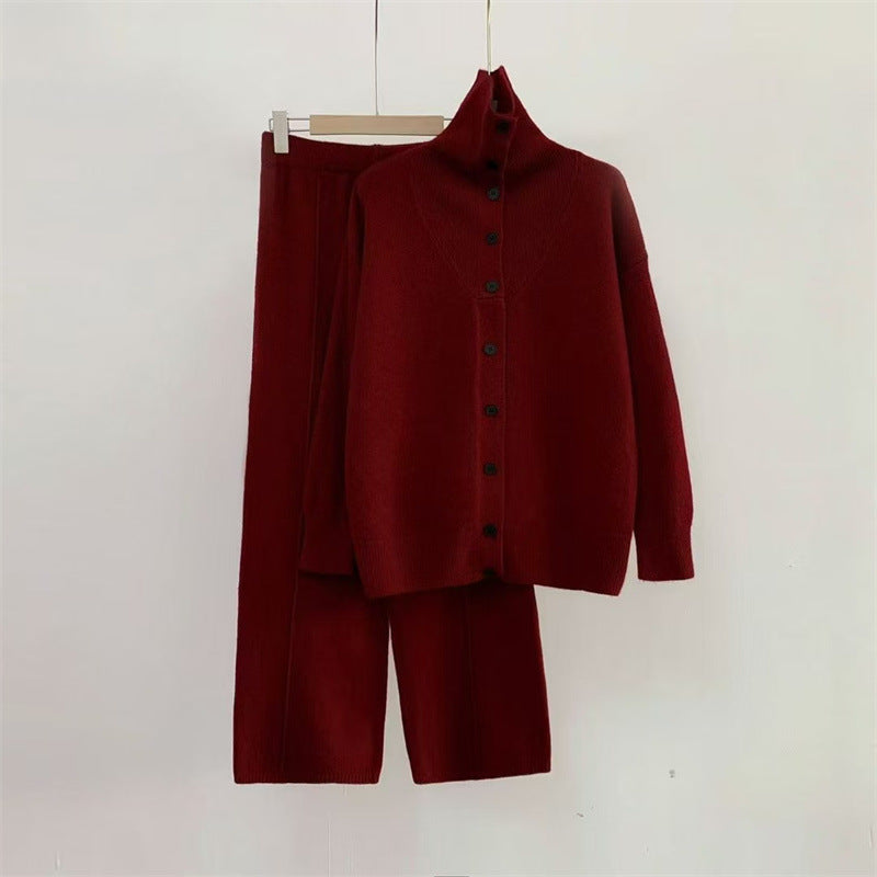 Damen Strickensemble mit hohem Kragen und knöpfbarem Design Drune