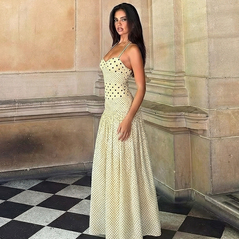 Damen Maxikleid mit verspielten Polka-Dots und schickem Halterdesign Drune