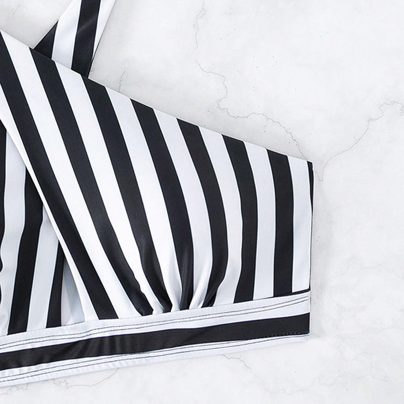 Damen Triangel-Bikinioberteil mit stylischem Streifenmuster Drune