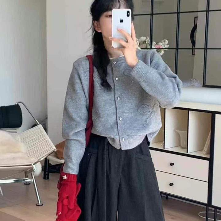 Damen gemütliche Strickjacke mit kurzen Ärmeln und hochwertigen Knopfdetails Drune