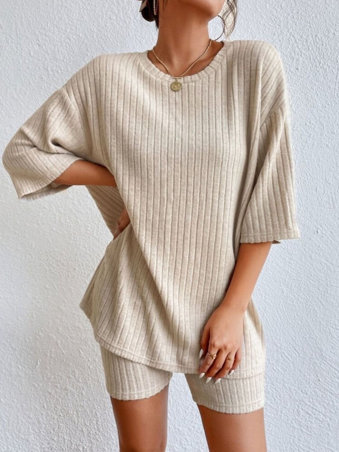 Damen Lässiges Rippstrick-Lounge-Set mit Oversize-Kurzarmoberteil und High-Waist-Biker-Shorts Drune