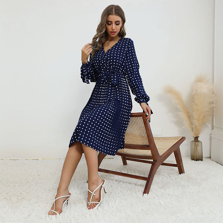 Damen Polka-Dot Wickelkleid mit V‑Ausschnitt, Bindegürtel und plissiertem Midirock Drune