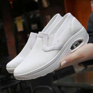 Damen  atmungsaktive Slip-On Sneaker mit Air-Cushion Keilsohle und elastischem Strickoberteil Drune