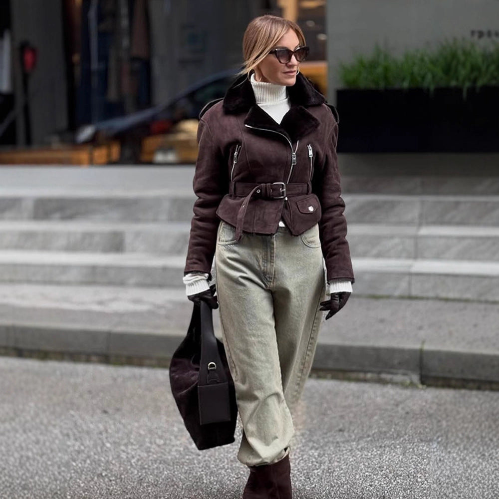 Damen Kurzjacke im Biker‑Style aus Velourslederoptik mit Teddyfutter und Taillengürtel Drune