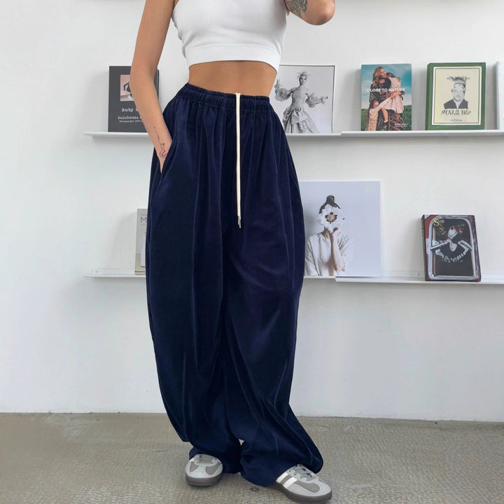 Damen weite Velours-Hose mit elastischem Bund und praktischen Seitentaschen Drune