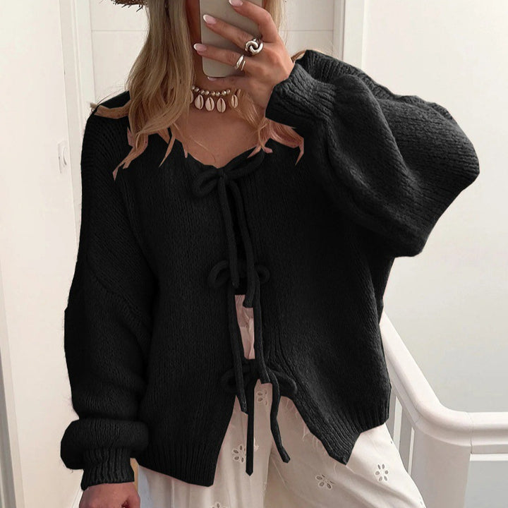 Damen Kuscheliger Strickcardigan mit großzügigem Schnitt und dekorativen Kordeln Drune