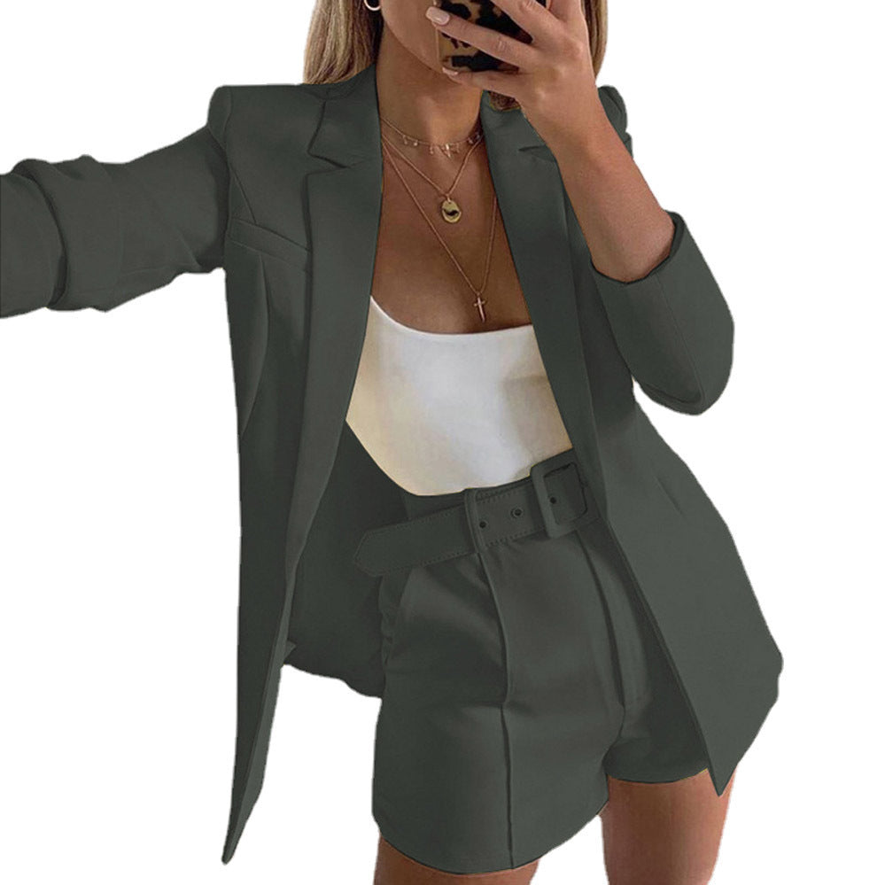 Damen Zweiteiliges maßgeschneidertes Blazer‑Set mit hochtaillierten Shorts und Gürtel Drune
