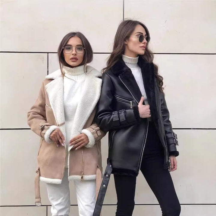 Damen Oversized Kunstleder-Fliegerjacke mit Teddyfell-Futter und Schnallen Drune